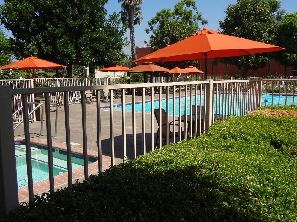 Ontario Airport Hotel & Conference Center Image 10