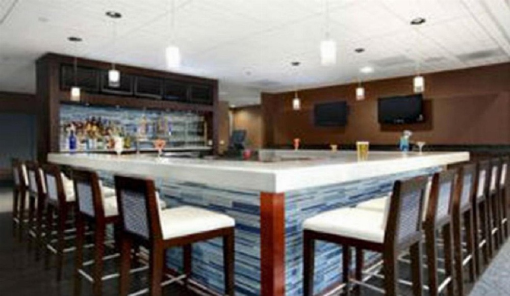 Ontario Airport Hotel & Conference Center Image 19