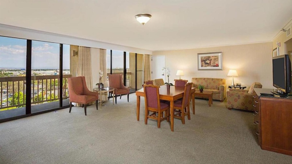 Ontario Airport Hotel & Conference Center Image 26